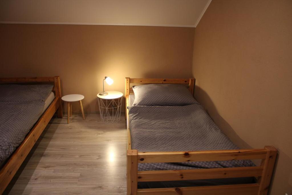 Prijemny Podkrovny Byt V Srdci Dechtic Dechtice Esterno foto
